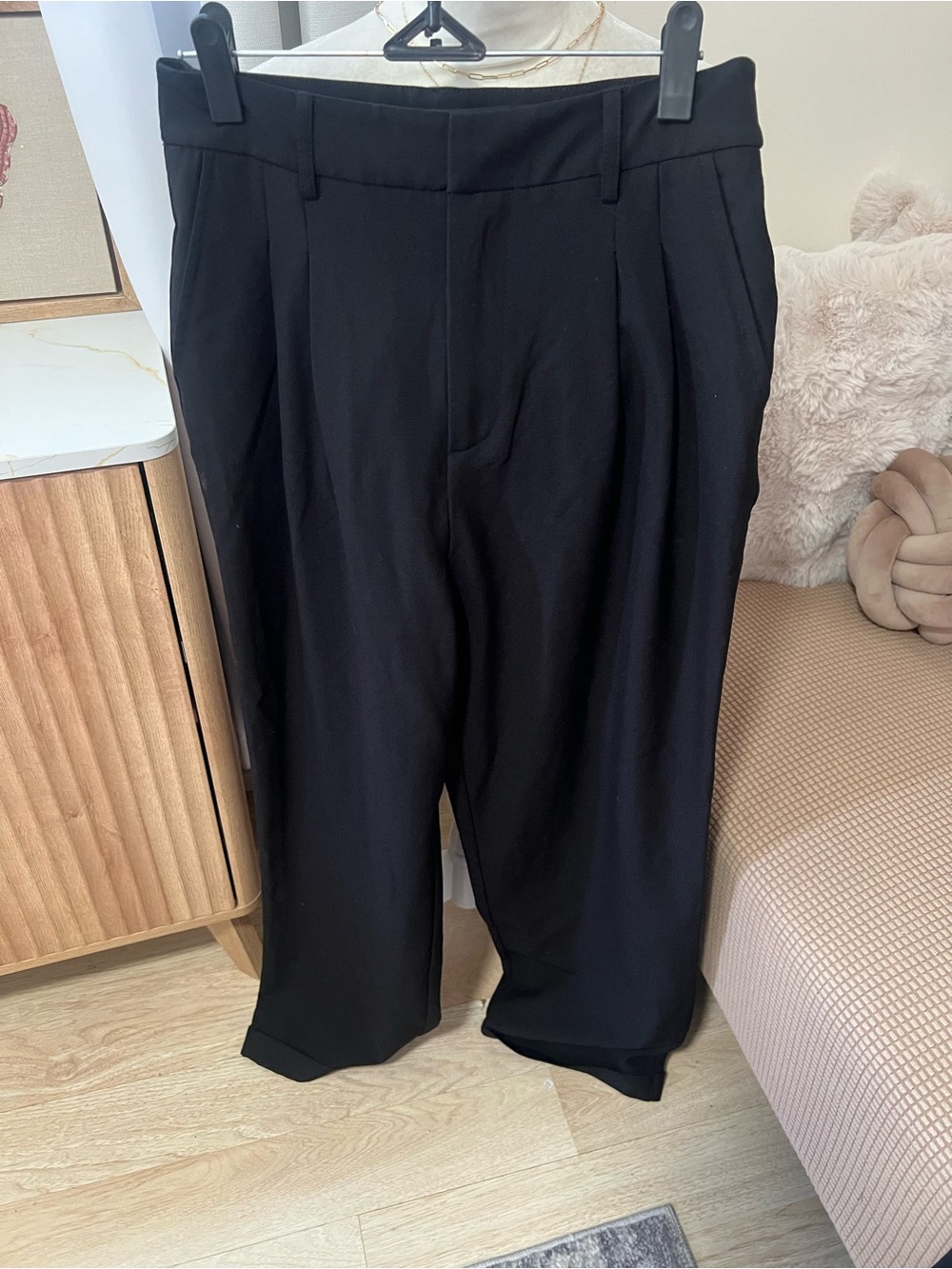 Black women’s Pleated Dress Pants
